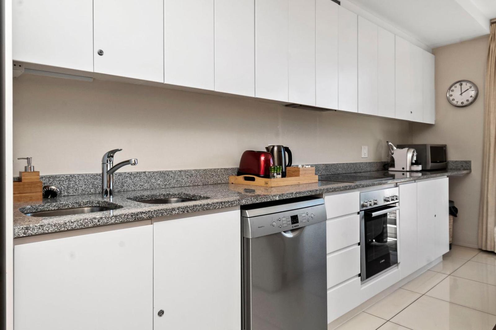 The Antrim Apartments By Totalstay Cape Town Exterior photo